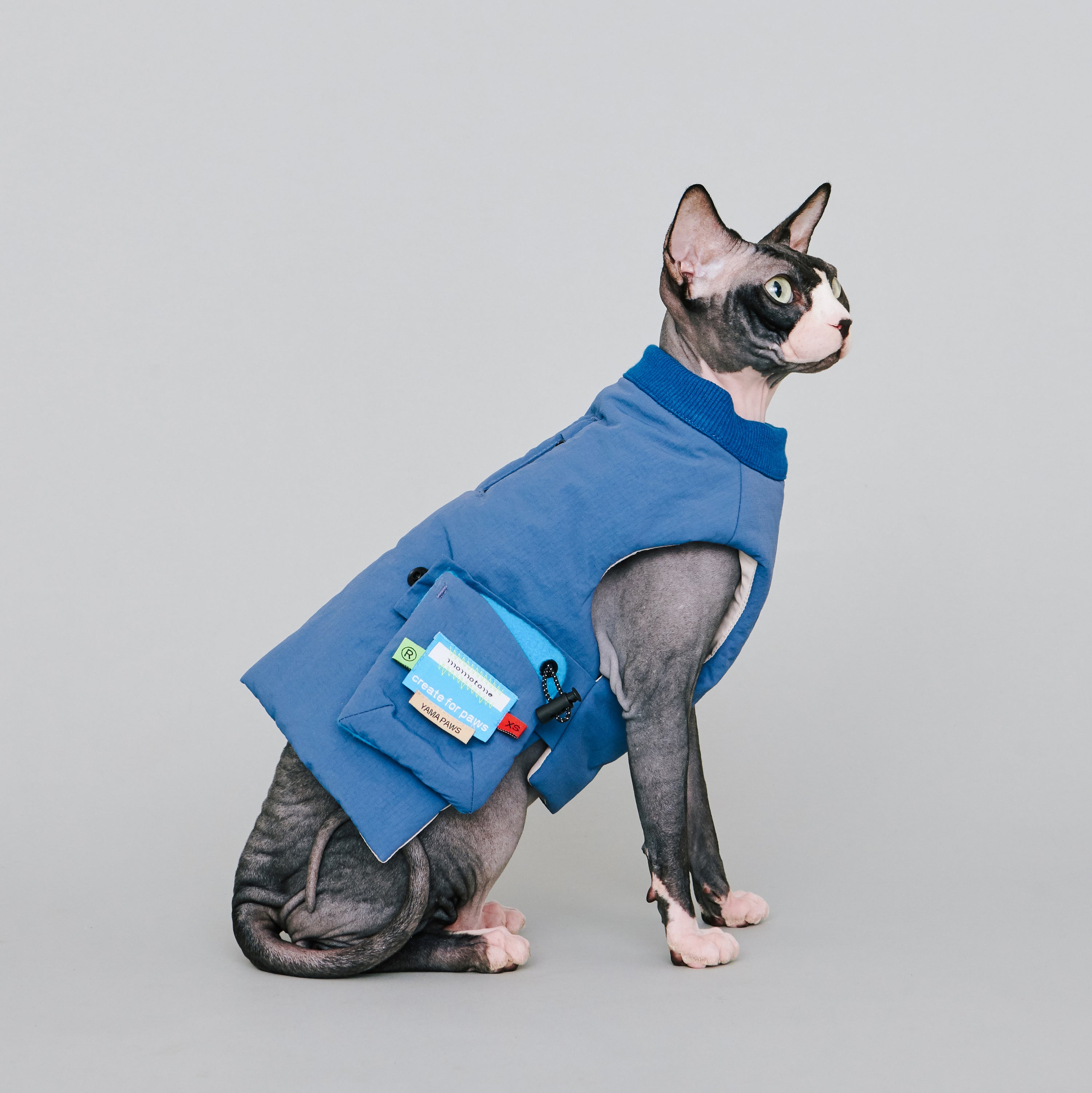 yama paws / nur puffer jacket blue