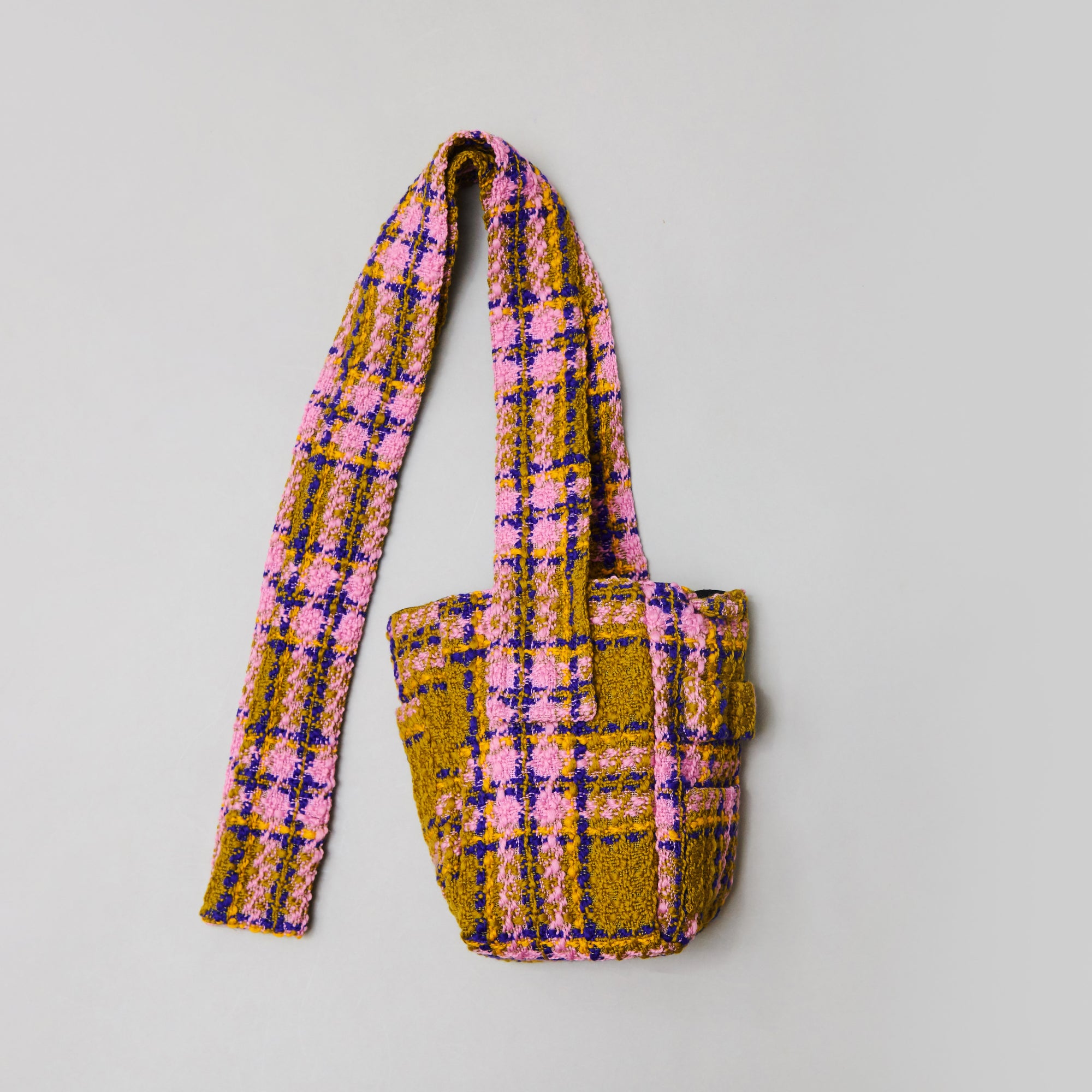 seed / hooman the handler tweed